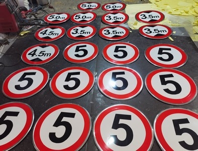 山东山东限速交通标牌厂家